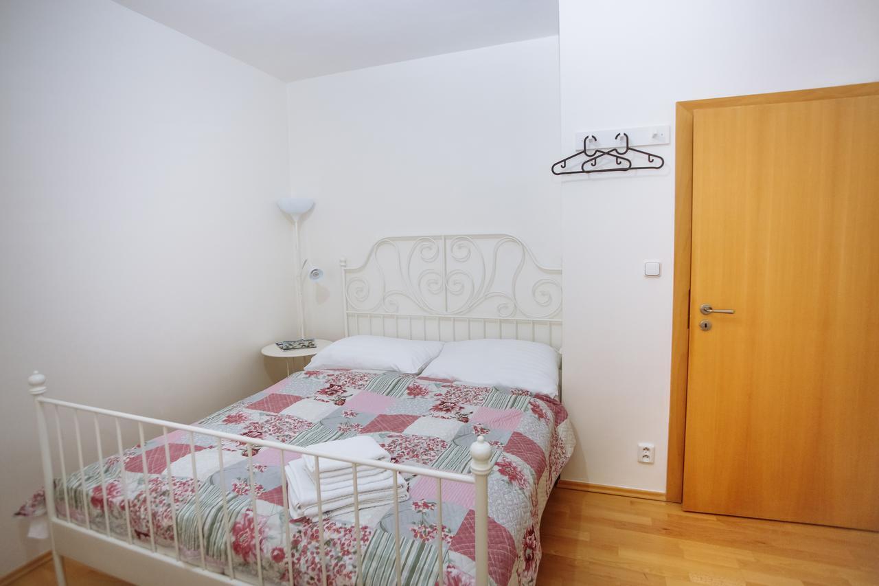 Beautiful Apartment In Central Residence Prag Exterior foto